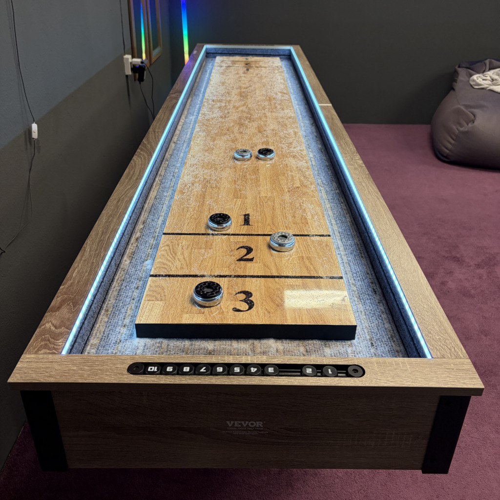 Shuffleboardi laud